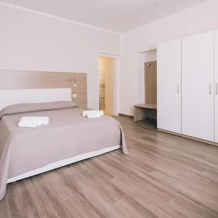 La Promenade & 게스트하우스