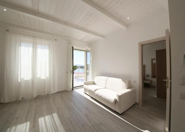 La Promenade Rooms&suites Pensión 4*