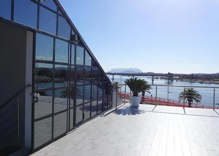 Pensión La Promenade Rooms&suites 4*