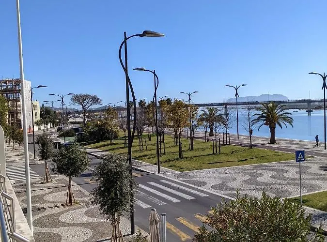 Pensión La Promenade Rooms&suites Olbia