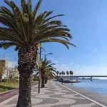La Promenade & 4* אולביה