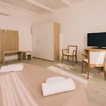La Promenade & 4* אולביה