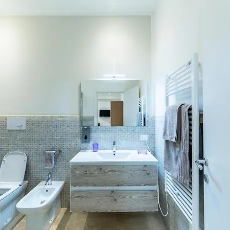 Pensión La Promenade Rooms&suites Olbia