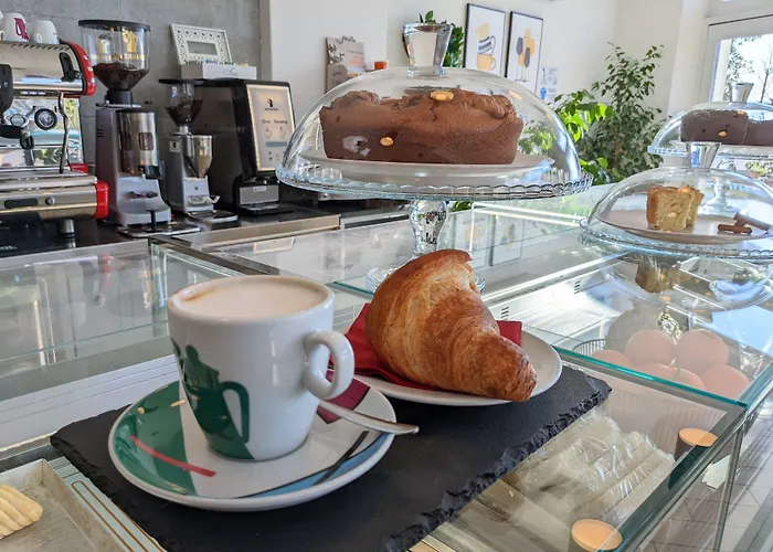 La Promenade & Pensjonat 4*